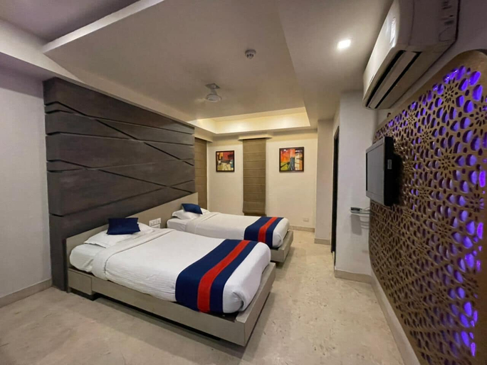 Others 4, Hotel Aston International, Kolkata