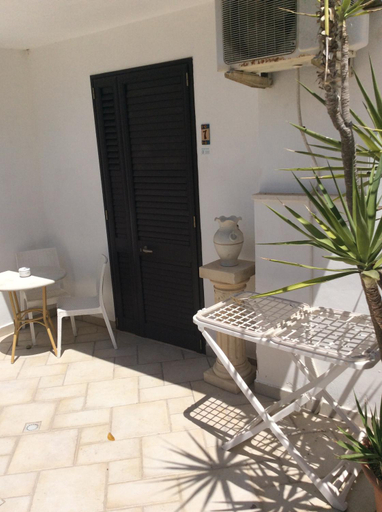 Others 4, B&B Delle Rose, Taranto