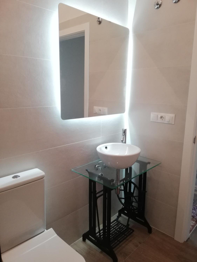 Bathroom 3, CASA PALACIO CABALLEROS 7 con Parking, Cádiz