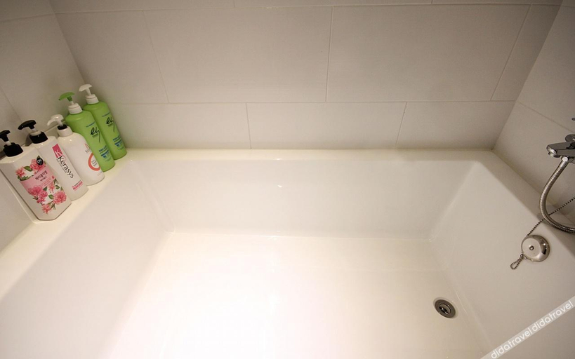 Bathroom 5, Busan Haeundae Hotel A, Haeundae