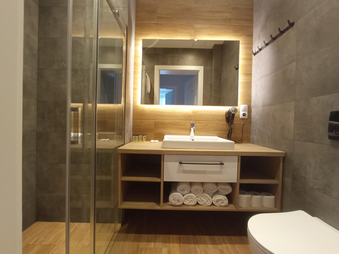 Bathroom 3, Apartamenty Woda i Las, Opole