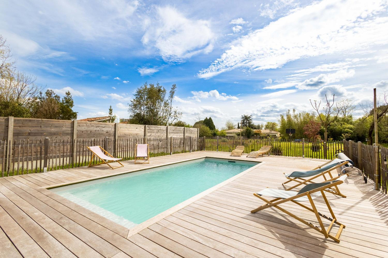 Others 5, 2 logements un studio avec jacuzzi et une chambre double, Gironde