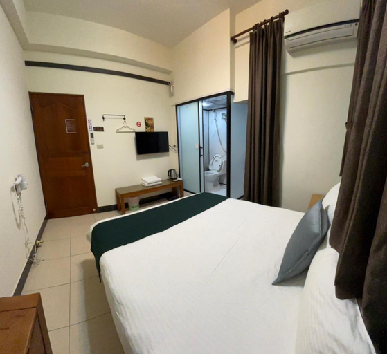 Bedroom 11