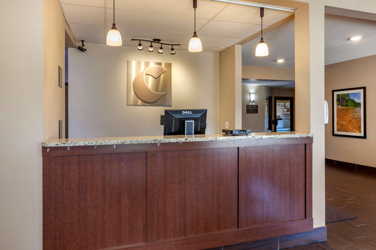 Public Area 2, Comfort Inn Rhinelander Area, Oneida