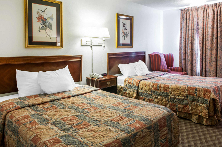 Bedroom 3, Econo Lodge Eagle Nest, Colfax