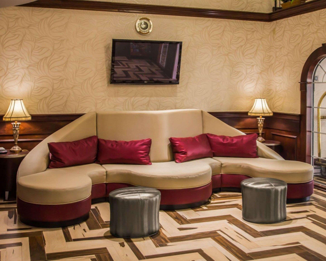 Public Area 2, Quality Suites NYC Gateway, North Bergen