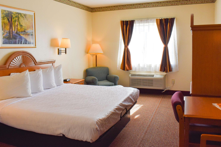 Bedroom, Americas Best Value Inn Suites Haltom/Ft. Worth, Tarrant