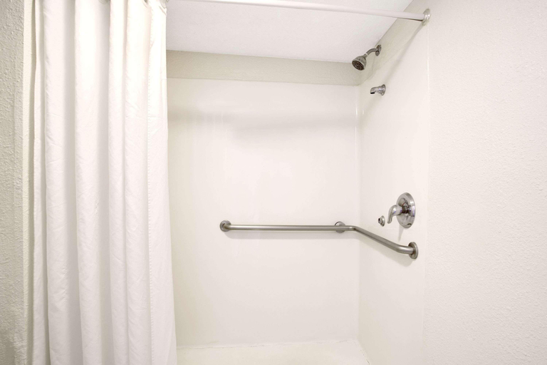 Bathroom 4, Orlando Inn International Drive Area, Orange