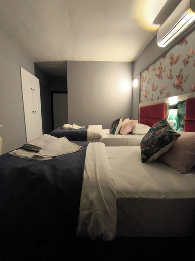 Bedroom 4, AKMAN CITY HOTEL, Kuşadası