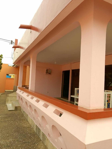 Exterior & Views 2, OBIBA JK GUEST HOUSE, Accra