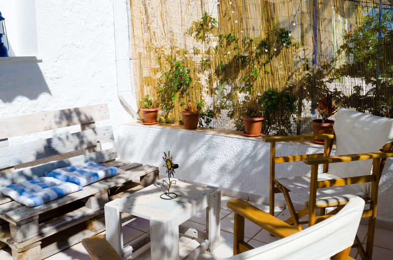 Food & Drinks, Marini Traditional Cottages, Attica