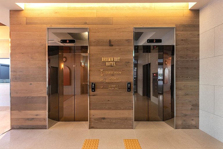 Public Area 2, Brown Dot Hotel - Jangsaengpo, Nam