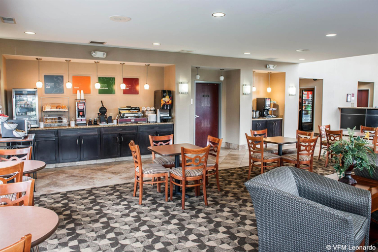 Food & Drinks 5, Comfort Suites Elkhart Area, Elkhart