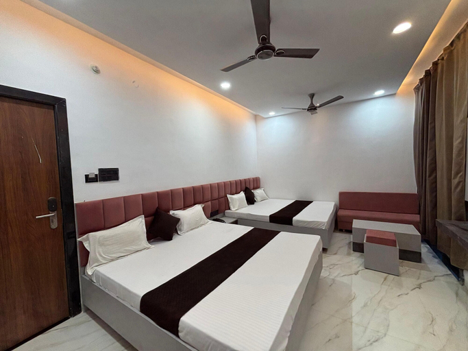 Others 4, HOTEL SHREE ASHTAVINAYAK GRAND, Mandla