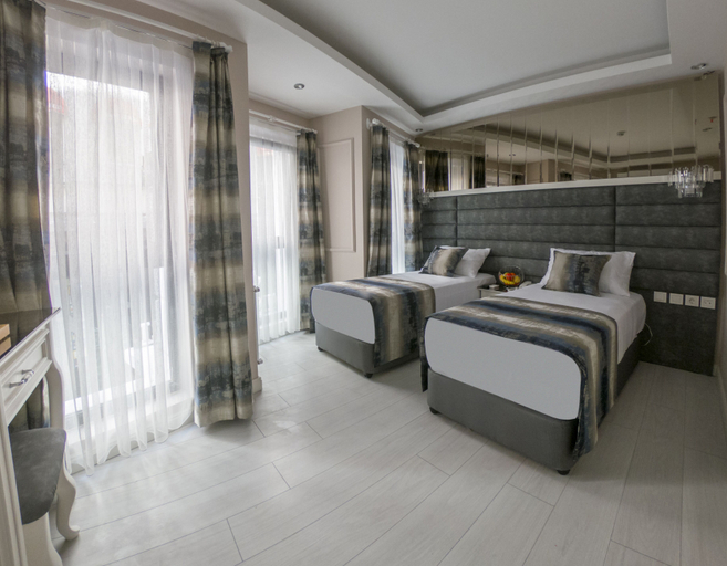 Bedroom 3, Crowned Hotel, Fatih