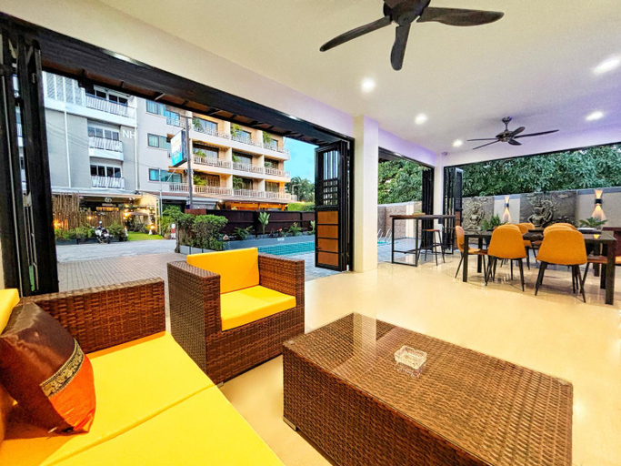 Public Area 2, Patong V Hotel, Phuket Island