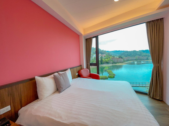 Bedroom 17