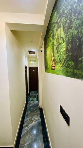 Others 5, Hotel Manoram, Ujjain