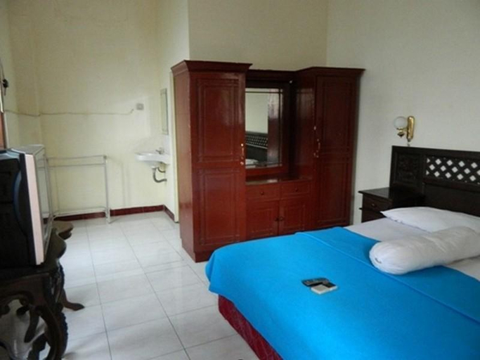 Bedroom 2, Hotel Mangkuyudan Solo, Solo