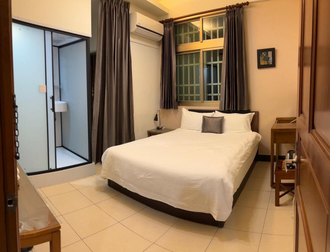 Bedroom 24
