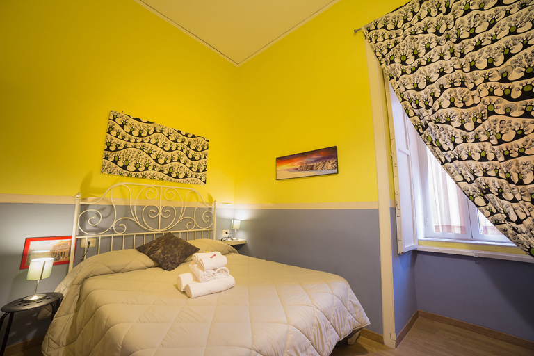 Bedroom 3, B&B Le 4 Stagioni by ClaPa Group Dislocated Hospitality, Napoli