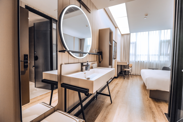 Bathroom 3, Hanting Hotel Hanzhong Chenggu County Zhangqian Road, Hanzhong