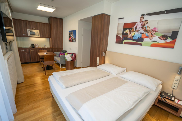 Bedroom 3, Appartementhaus Karawankenhof, Villach
