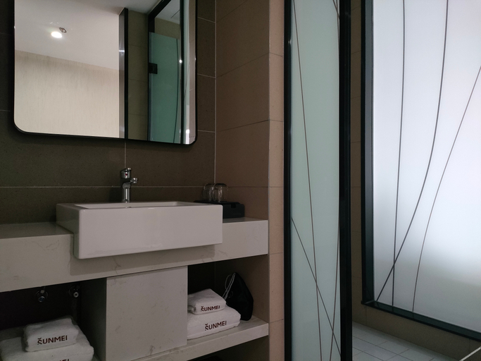 Bathroom 5, Four Seasons Light Residence Hotel, Xiantao