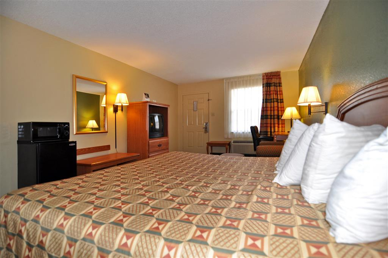 Bedroom 3, Quality Inn & Suites Stuttgart North, Arkansas