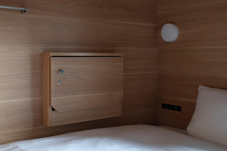 Bedroom 12