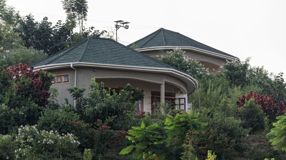 Others 5, Lake George View Golf Resort, Busongora