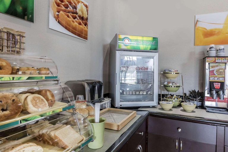 Food & Drinks 5, Quality Inn & Suites Stuttgart North, Arkansas