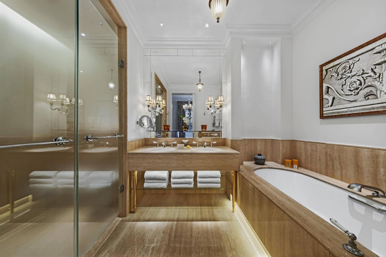 Bathroom 15