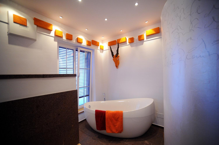 Bathroom 3, dolomit24 | design apARTments, Lienz