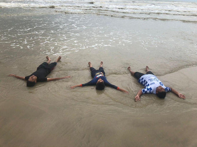 Others 5, Zulanie's The Pool Cottage near D'Aur Beach, Bachok with WiFi and Netflix, Bachok