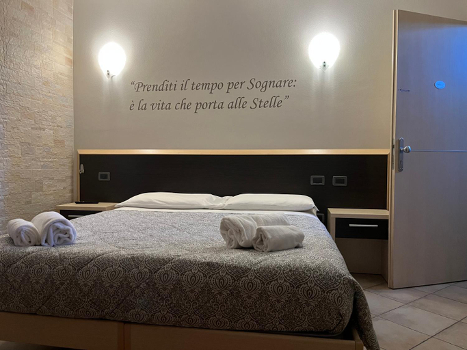 Bedroom 2, Agriturismo Cascina Graziosa, Brescia