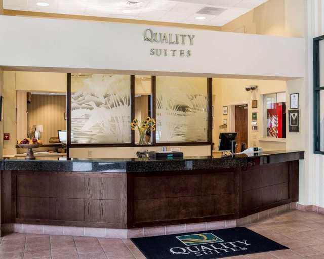 Public Area 2, Quality Suites Lake Wright - Norfolk Airport, Norfolk