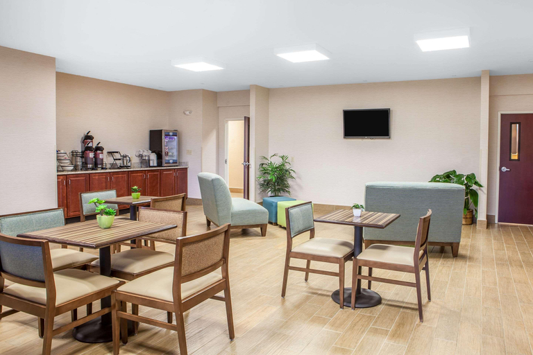 Public Area 2, Comfort Inn Lexington South, Jessamine
