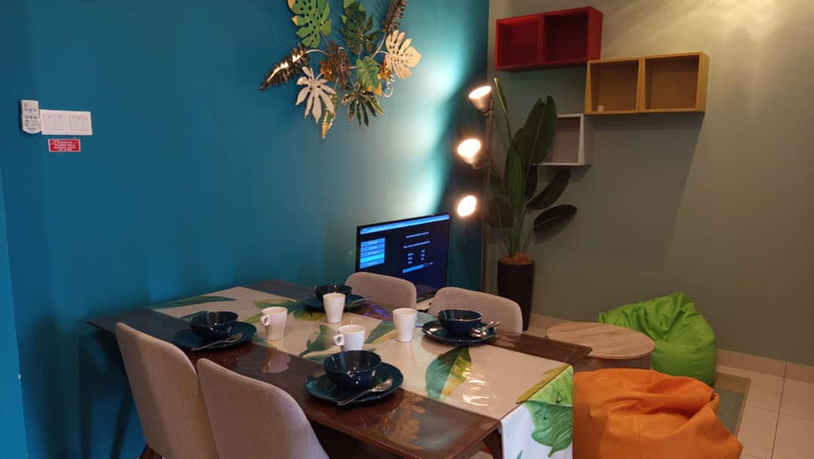 Dining Room 5