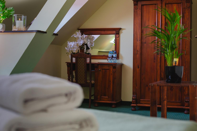 Bedroom, Hotel Aslan, Tarnowskie