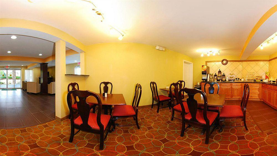 Food & Drinks 4, Quality Inn Greenwood Hwy 25, Greenwood