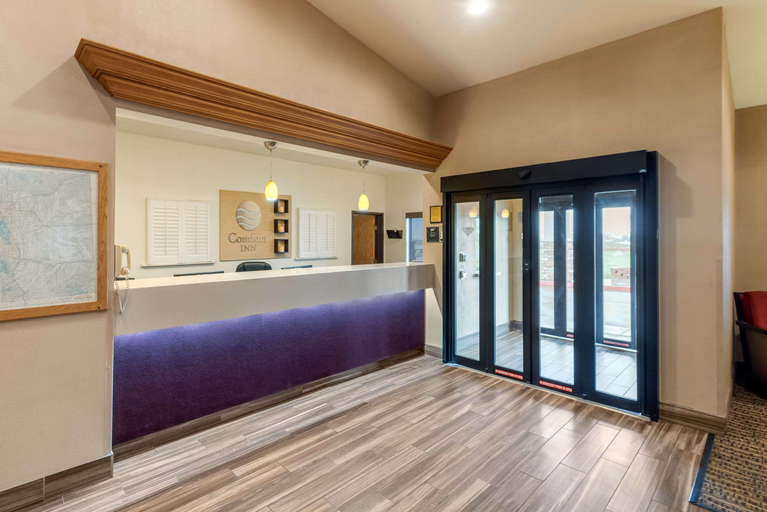 Public Area 2, Comfort Inn Limon Area, Lincoln