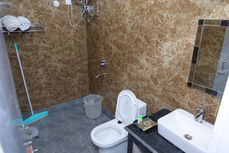 Bathroom 4, BLESSINGS RESORT, Uttarkashi