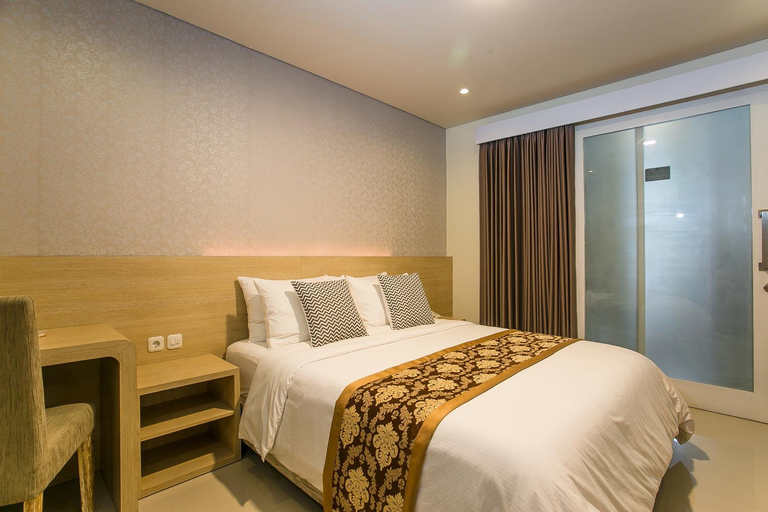 Bedroom 12
