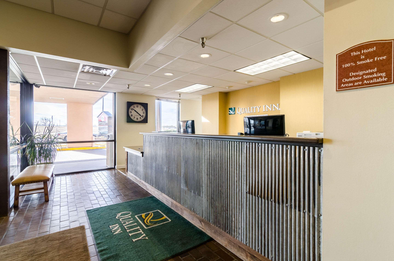 Public Area 3, Quality Inn, Keith