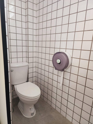 Bathroom 9