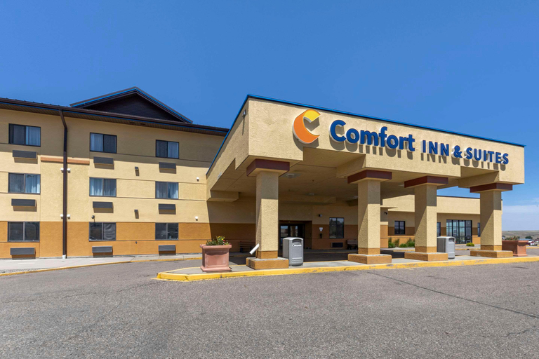 Exterior & Views 2, Comfort Inn and Suites Gateway To Glacier, Toole