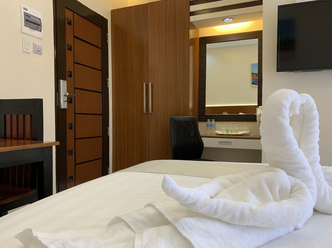 Bedroom 4, Villa MJ Maristela Beach Resort, Lemery