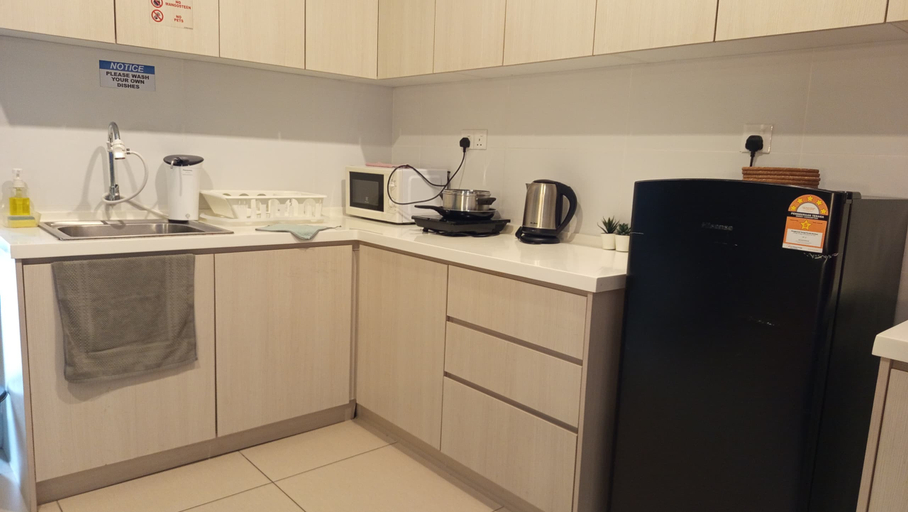 Dining Room 10