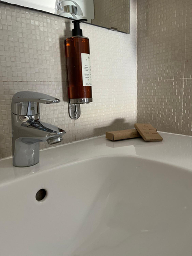 Bathroom 2, Cascina Graziosa, Brescia